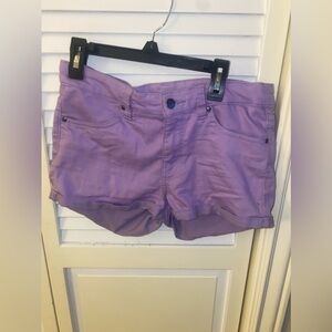 Women’s Size 6 Purple Jean Shorts H&M